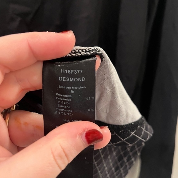 Anne Fontaine Women's Medium 1/4 Zip Pullover Athletic Top Black Diamond Pattern - Picture 2 of 5